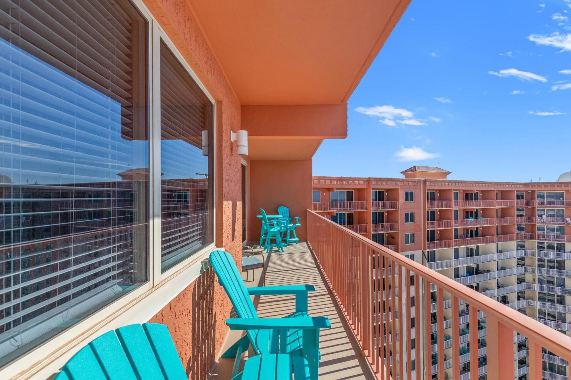 Penthouse With Beautiful Beach Views! 1 Bedroom, 2 Bathroom Penthouse! Panama City Beach Zewnętrze zdjęcie